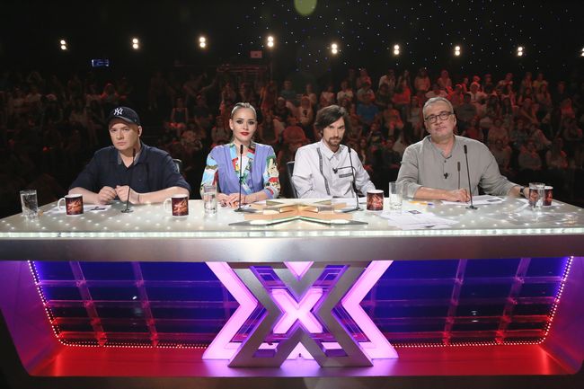 Первые фото со съемок шоу Х фактор 7 с новыми судьями